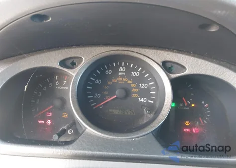 2001 Toyota Highlander z USA, uszkodzony, nr VIN JTEGD21A810014781